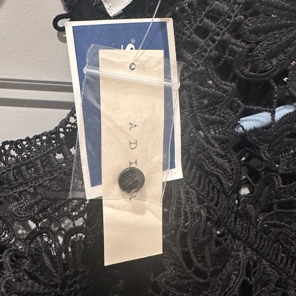 Adiva Black Floral Lace Blouse NWT - Picture 7 of 8